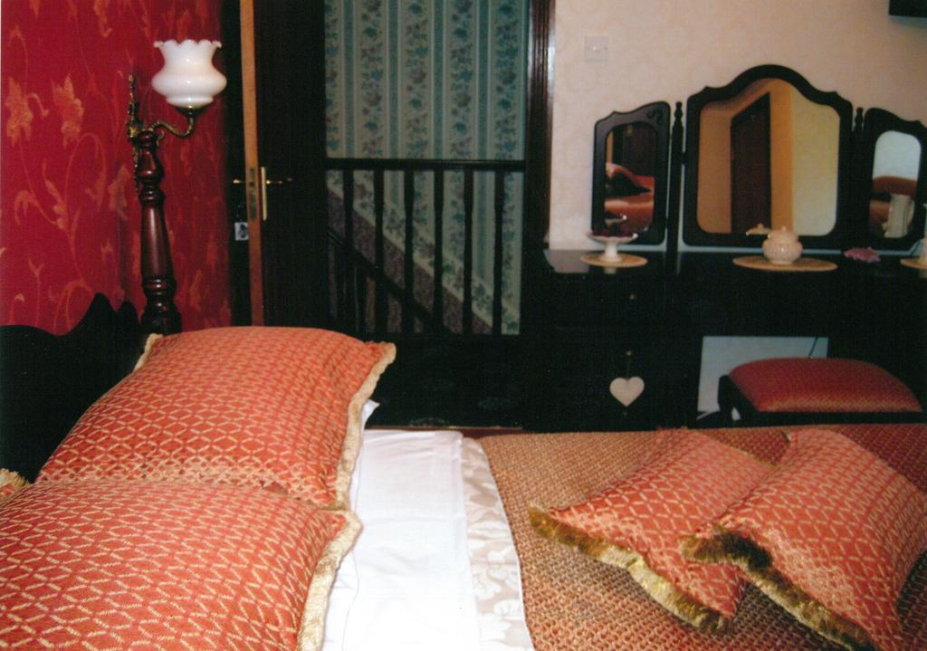 Sleepy Hollow B&B Ballymena Phòng bức ảnh